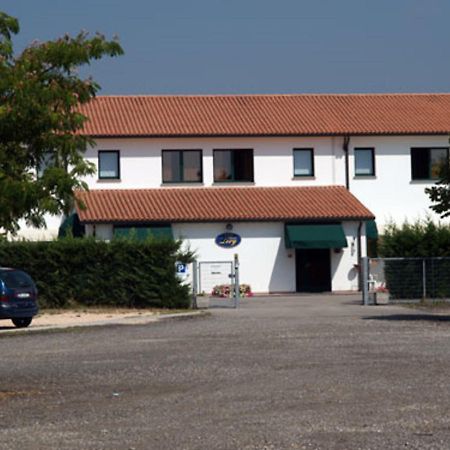 Hotel Lory Ficarolo 외부 사진